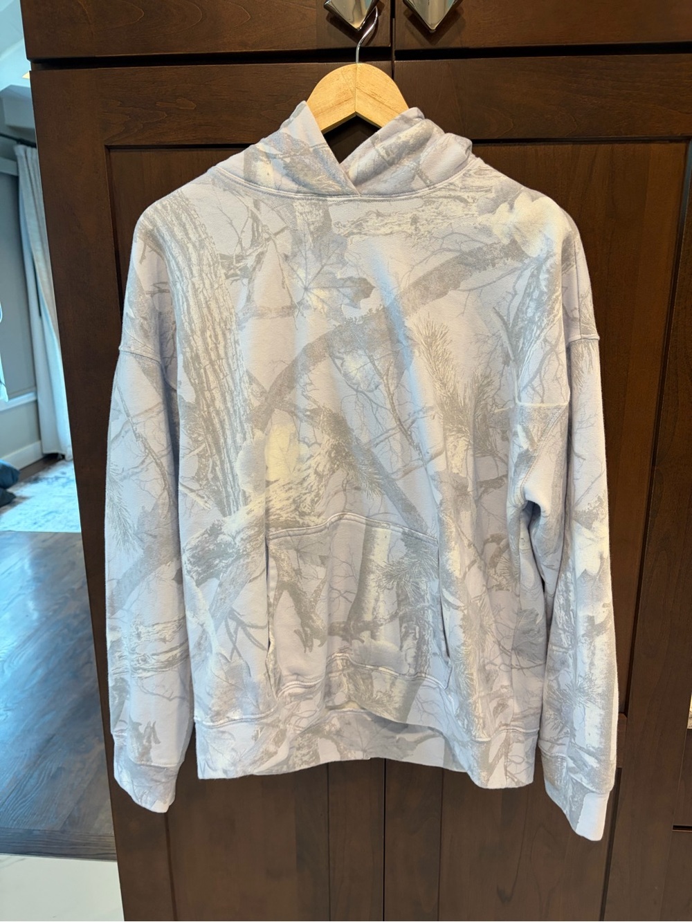 Hollister Light Gray Camouflage Hoodie Long-Sleeve Shirt